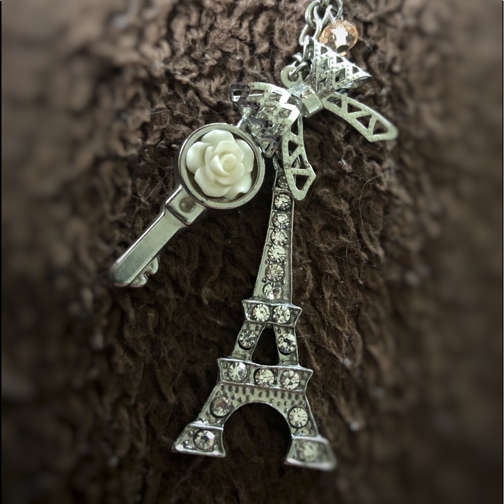 Aeropostale Long Necklace